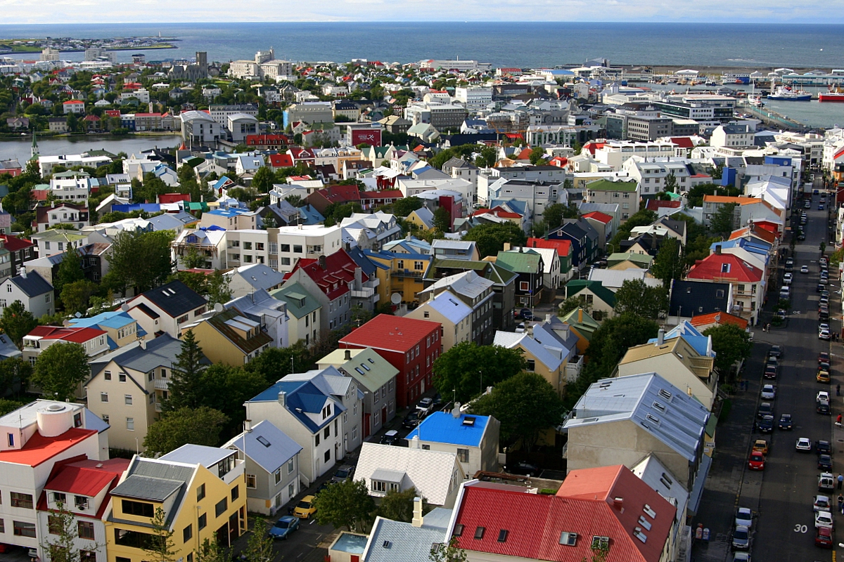 I Reykjavik tjent levering droner