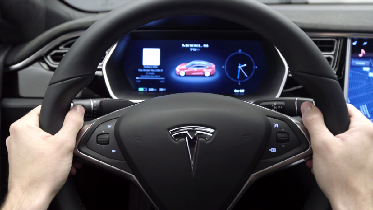 Sahipleri Tesla bekleyen yeni bir «yumurta»