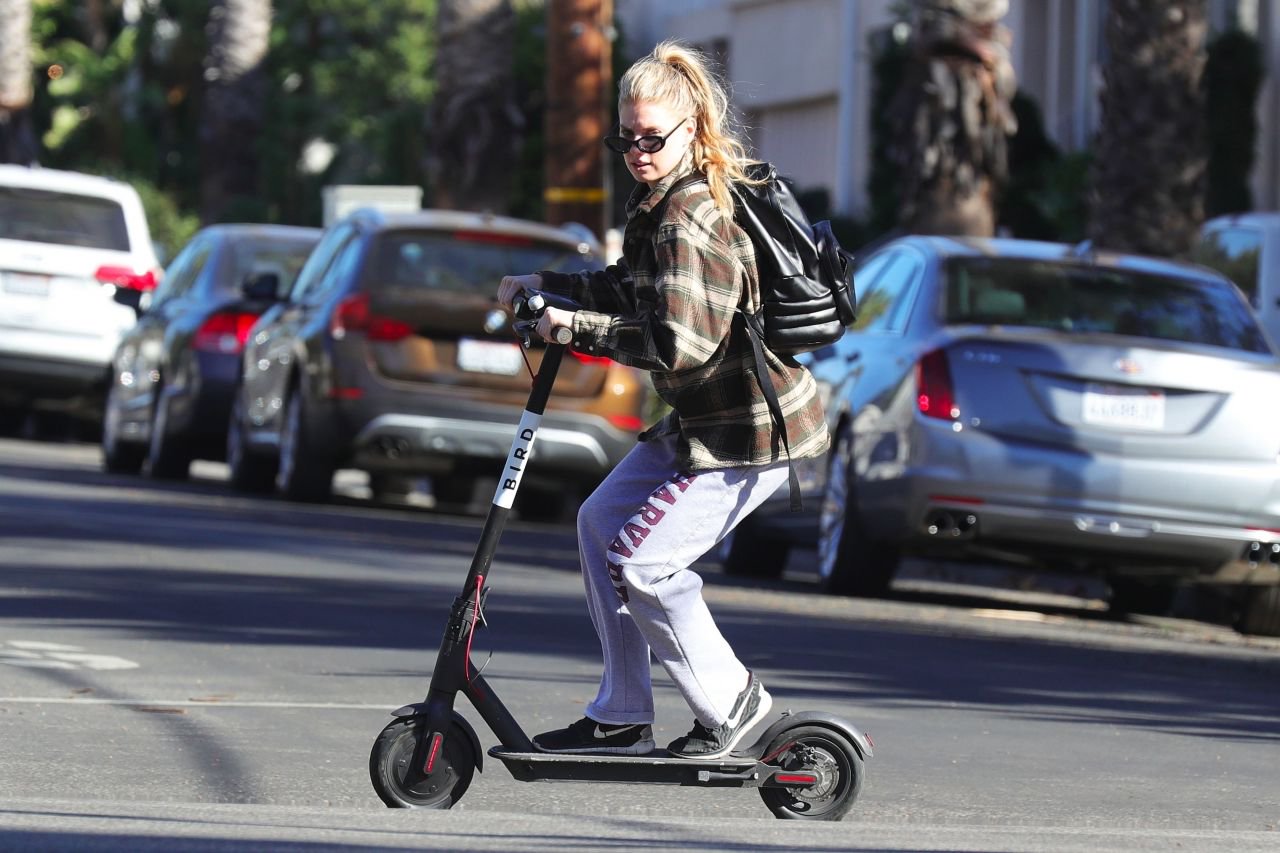 Электросамокаты neden olmuştur trafik çöküşü California