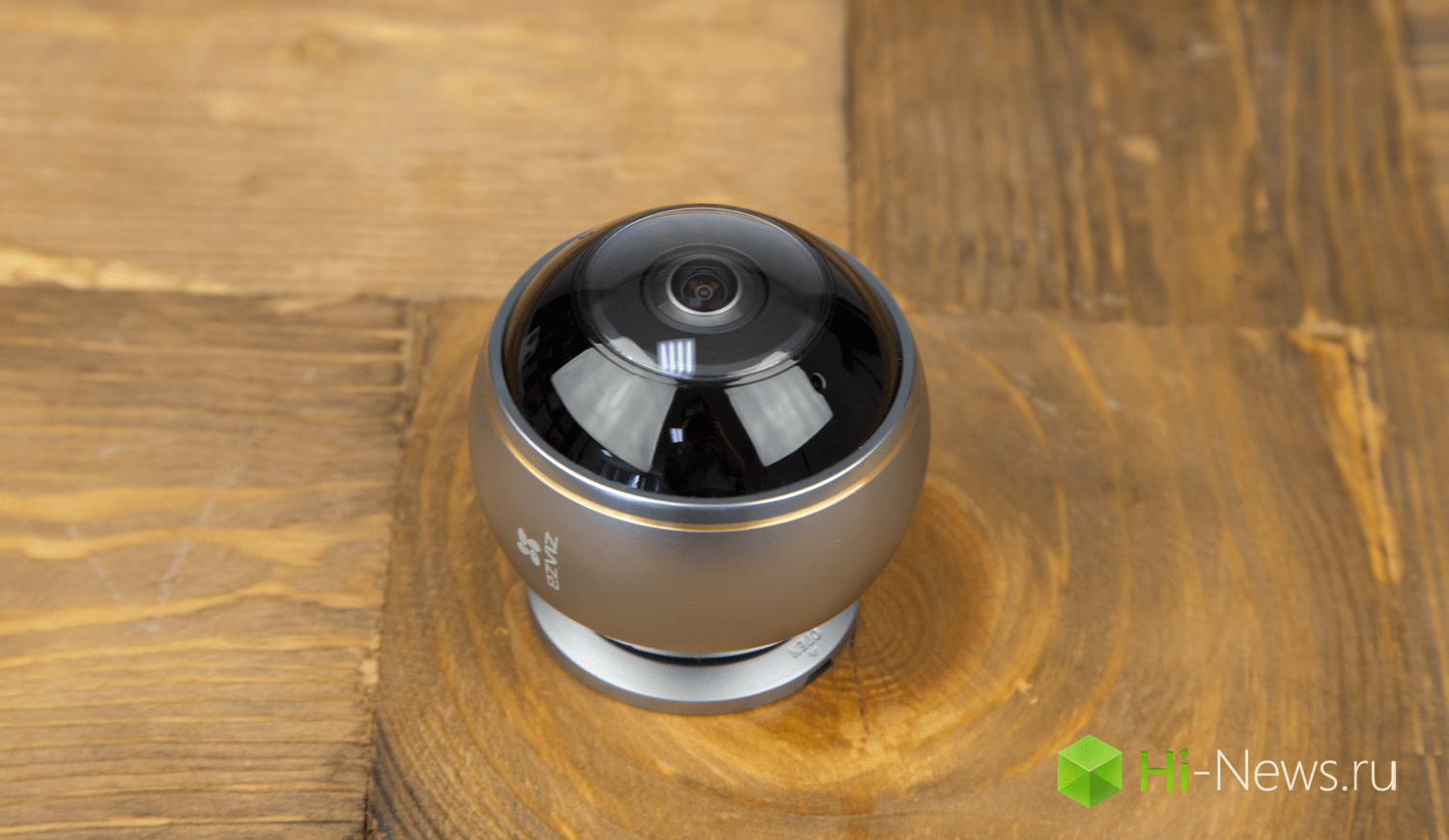 EZVIZ Mini Pano — the safety angle 180 degrees