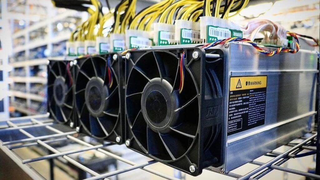 Innosilicon a présenté A9 ZMaster — ASIC miner pour Equihash. La comparaison avec Antminer Z9 mini