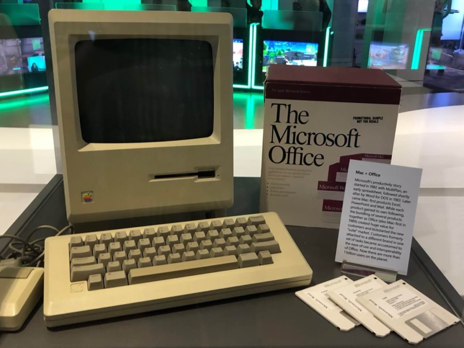 Historien om den første Macintosh-computer, der er hovedkvarter for Microsoft