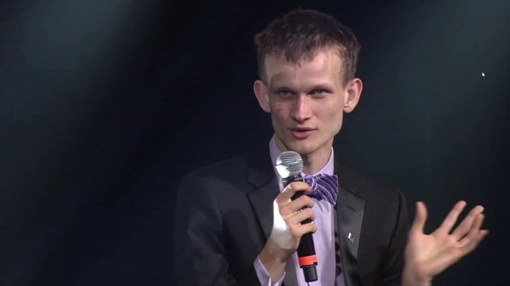 آلة حاسبة مقابل الذكي: حب الشباب Buterin مقارنة بيتكوين Ethereum