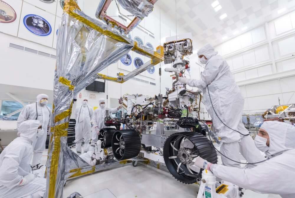 En el nuevo rover de la NASA en marte 2020 de ruedas