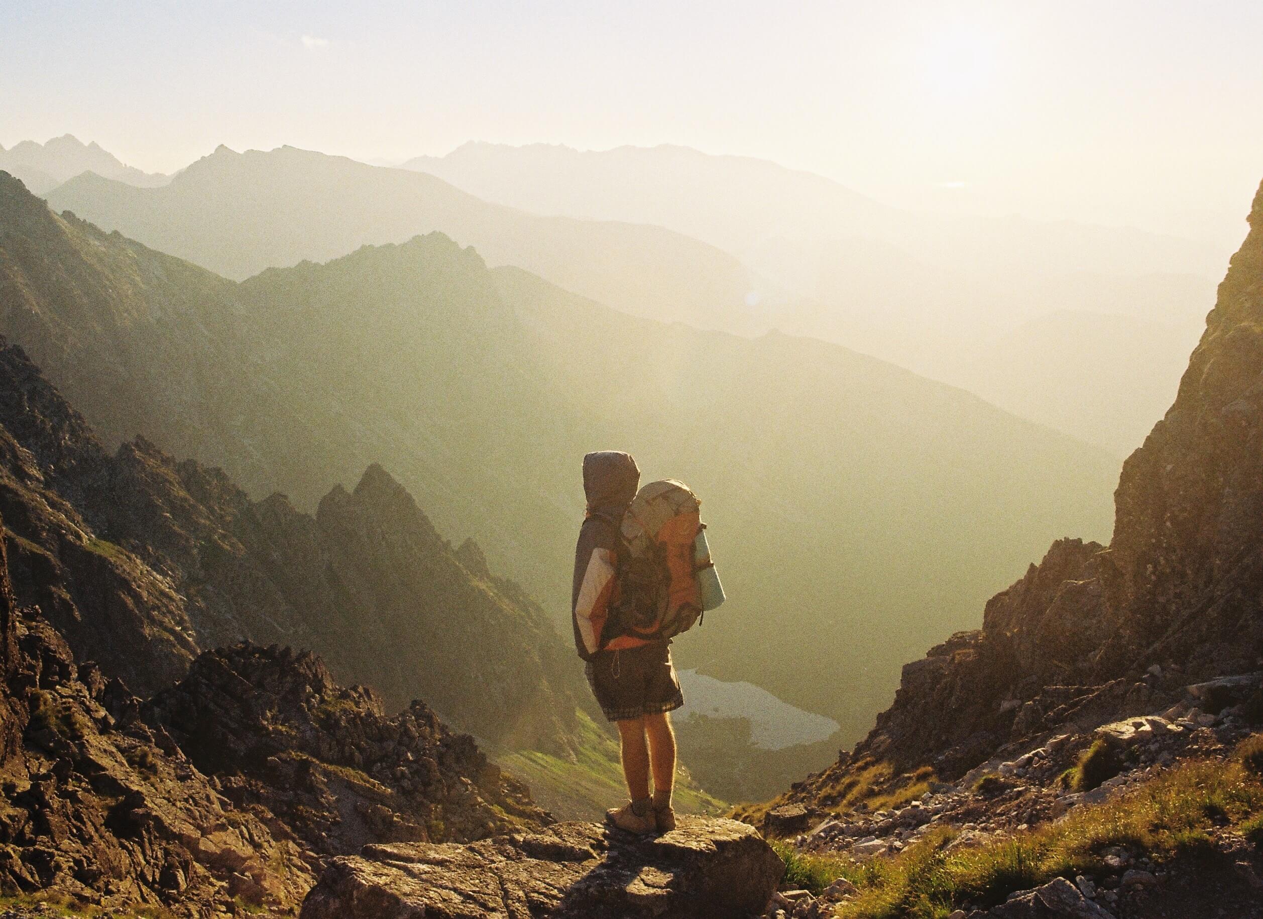 Extroverts love the plain and introverts mountains, scientists have found