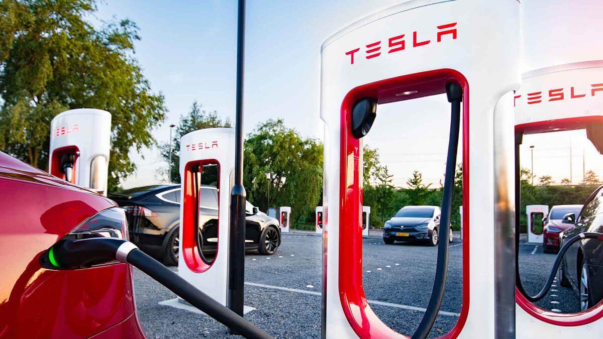 Ingenjörer skulle kunna göra Tesla ännu bättre